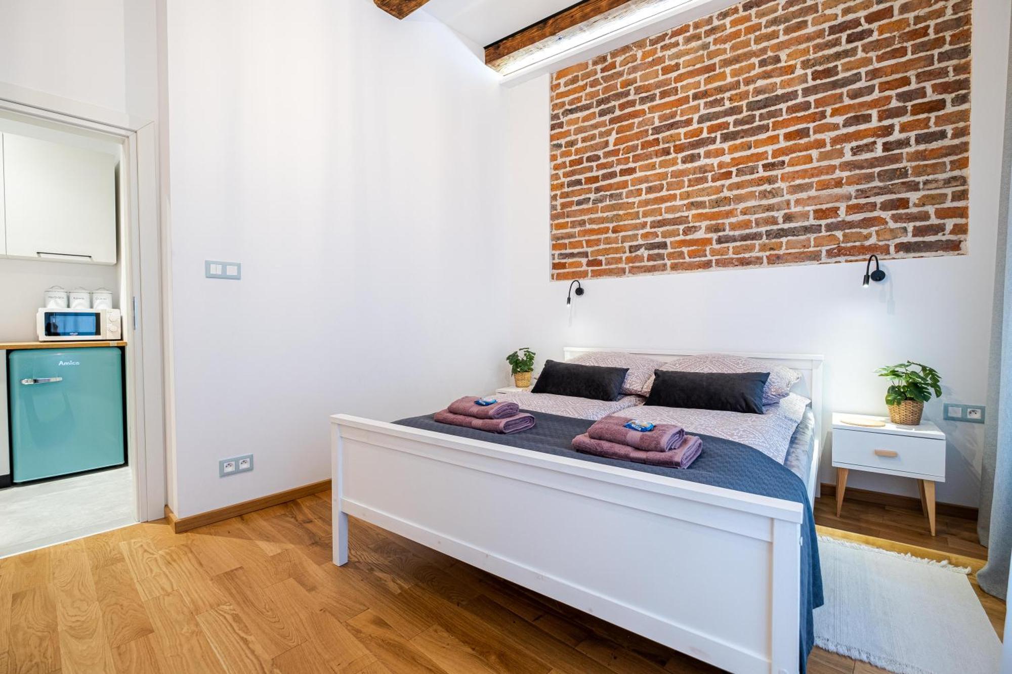 Old Town Zamkowa Vis A Vis Wawelu Apartment Krakow Exterior photo